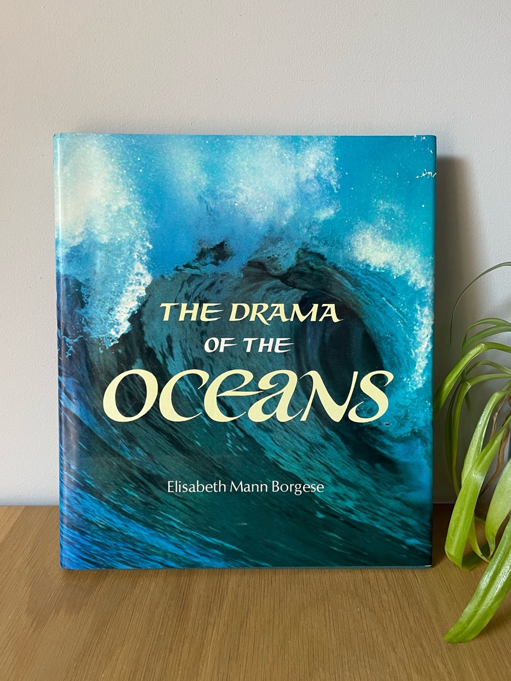 Vintage 1975 The Drama of the Oceans Hardcover Coffee Table Book First Edition